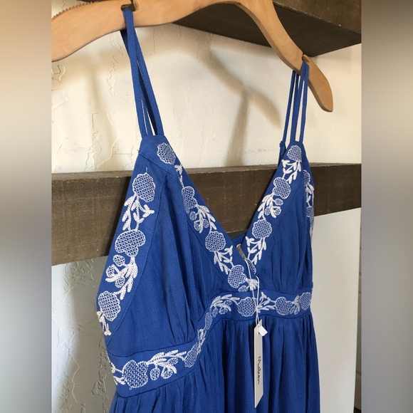 Mebon|Boho Royal blue embroidered floral sundress with smocking on back•••NWT - Picture 2 of 9